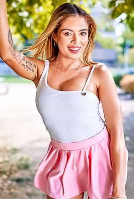 Busty Blonde Vivianne De Silva Loves Anal Sex