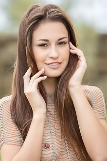 Edessa G Sexy Beauty Stripping Outdoors