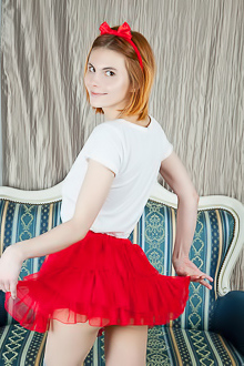 Gorgeous Redhead Cutie Mandy