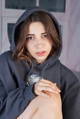 Goddess Naked Teen Elle Mira
