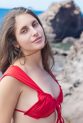 Esfinge Gorgeous Portuguese Brunette Is Soon Wonderfully Naked