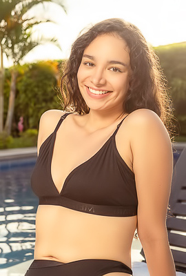 Saray Bound Latina Brunette Basks In The Sun’s Golden Glow