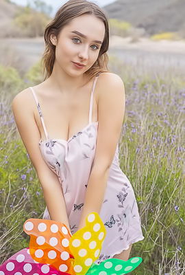 Hairy And Busty Allure Bozhena